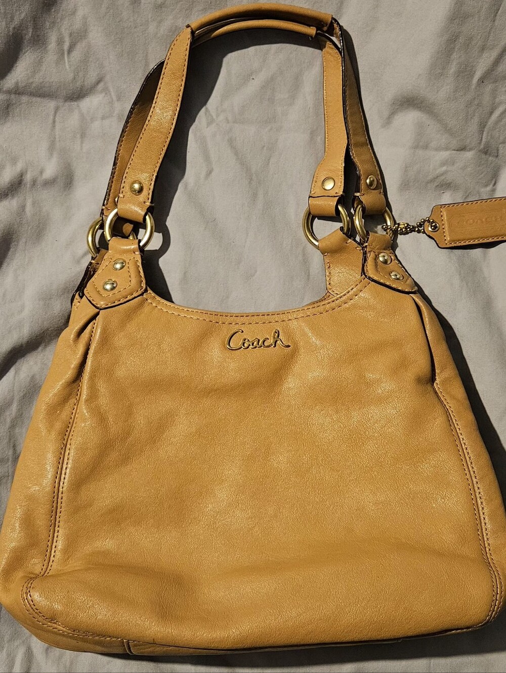 Coach F21926 Ashley Leather Hobo Handbag Shoulder Bag. Tan w/Purple lining. - Picture 9 of 16